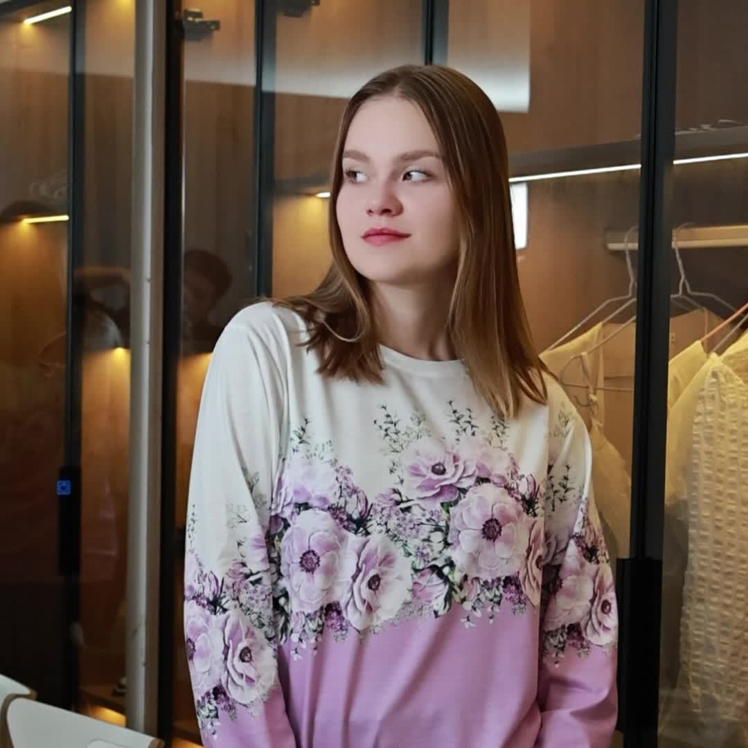 Damska Bluza z Kwiatowym Motywem