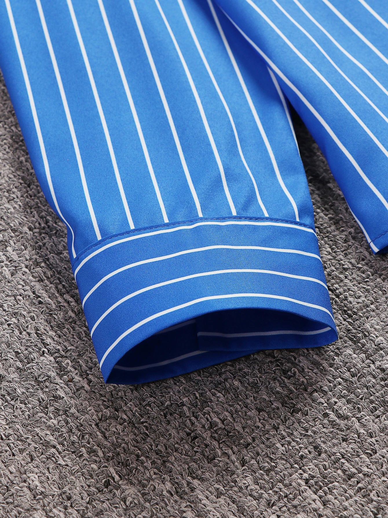 Męska koszula w paski z długim rękawem