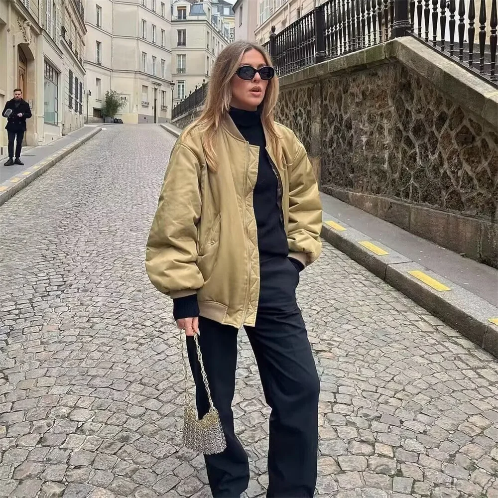 Damska kurtka bomber oversize – modna kurtka pikowana na jesień i zimę