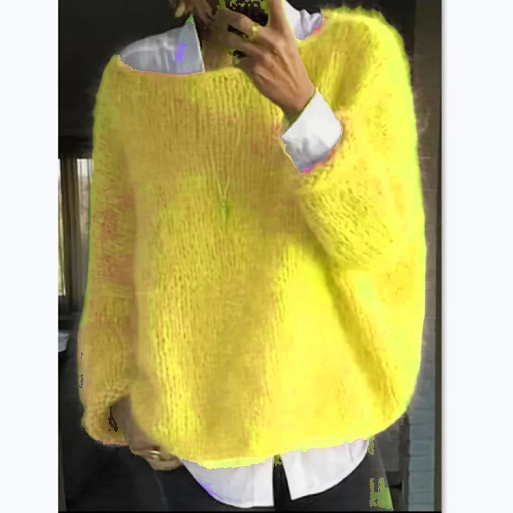 Damski puszysty sweter oversize z szerokim dekoltem – wygoda i styl na chłodne dni