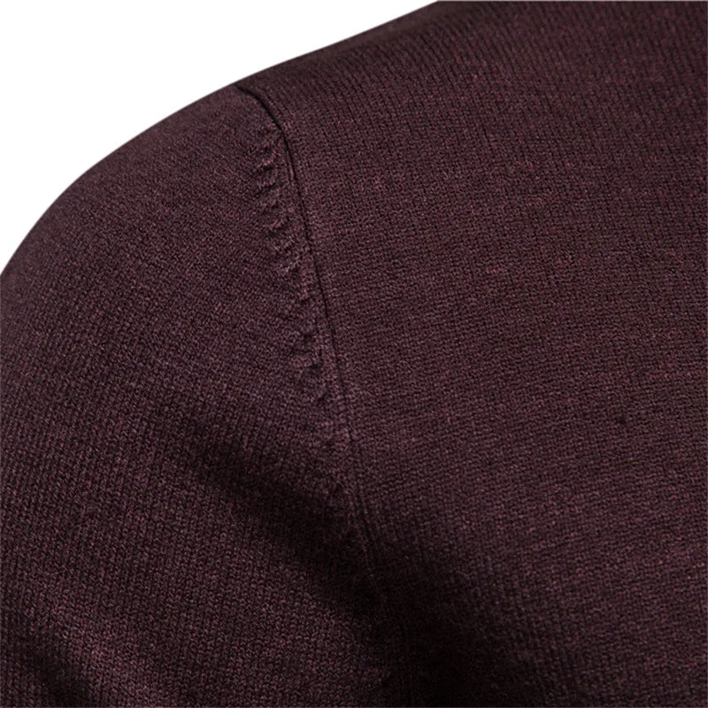 Sweter Męski z Wysokim Kołnierzem