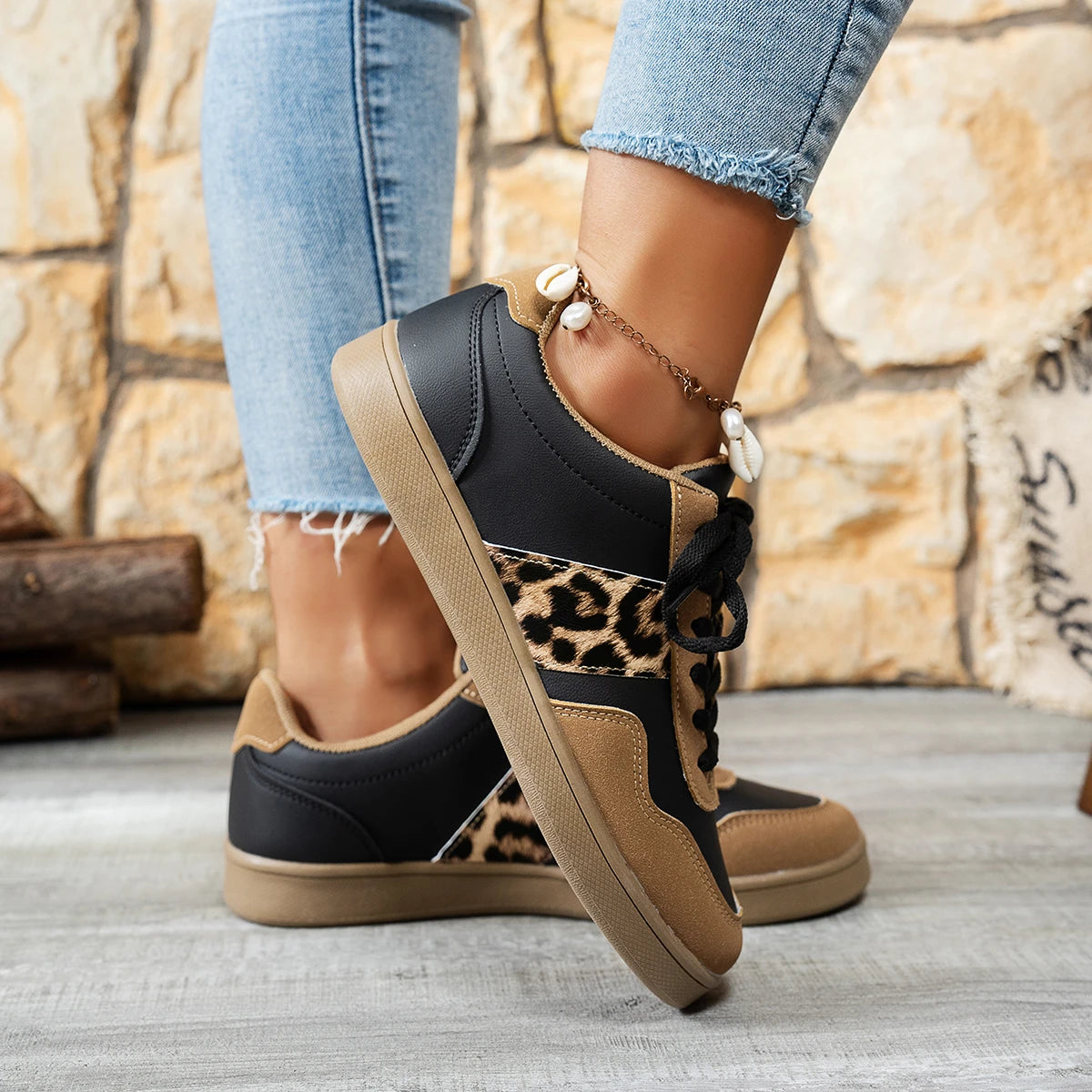 Damskie sneakersy z motywem panterki – styl i wygoda na co dzień