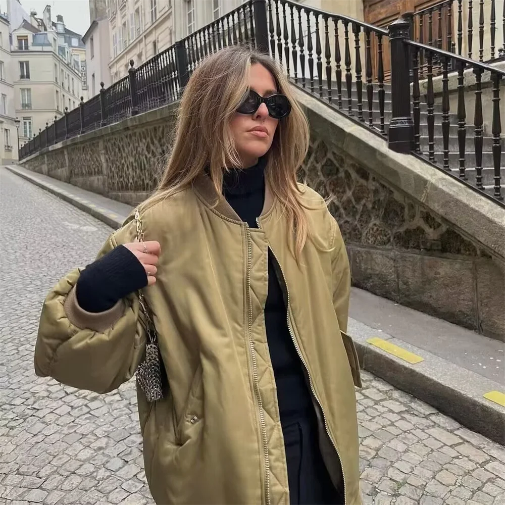 Damska kurtka bomber oversize – modna kurtka pikowana na jesień i zimę