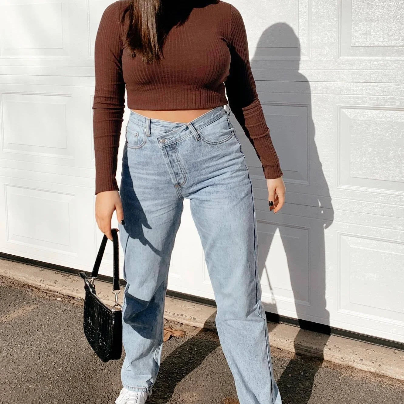 Damskie Klasyczne Jeansy Proste w Jasnym Odcieniu