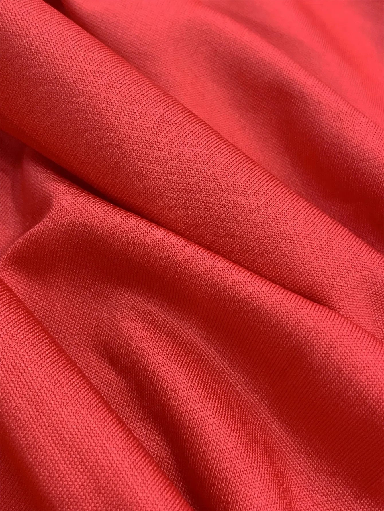 Luźny Kombinezon na Cienkich Ramiączkach z Szerokimi Nogawkami