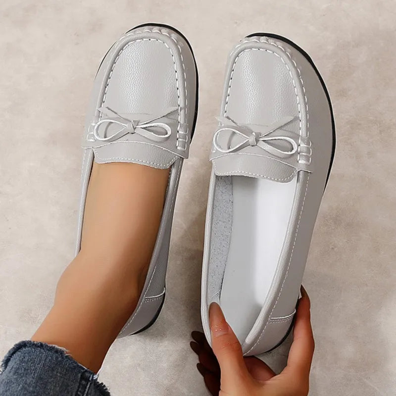 Damskie ortopedyczne mokasyny wsuwane – skórzane półbuty z kokardką