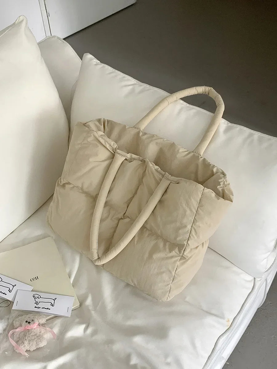 Pikowana torba shopperka damska – ultralekka i pojemna, idealna na co dzień