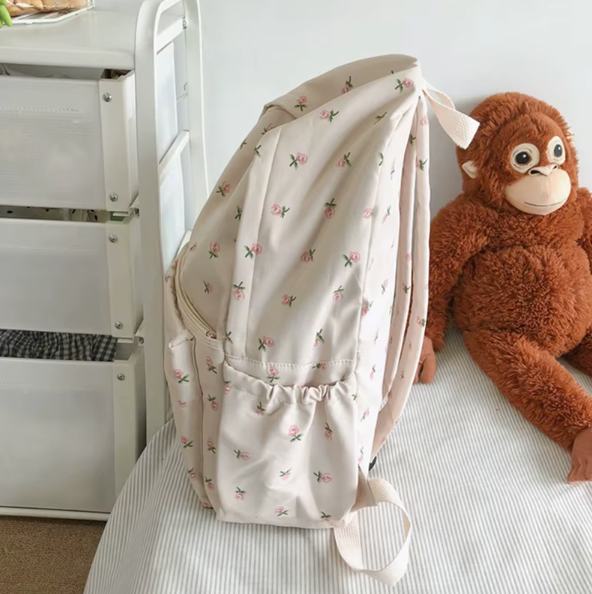 Wodoodporny plecak szkolny z delikatnym wzorem