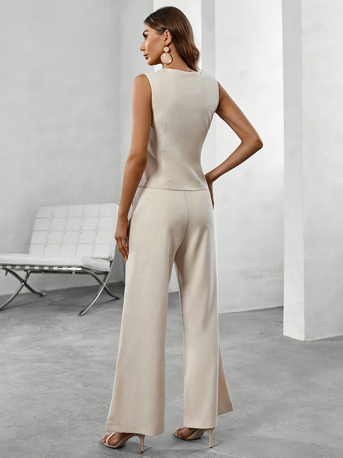 Elegancki Damski Komplet z Kamizelką i Spodniami