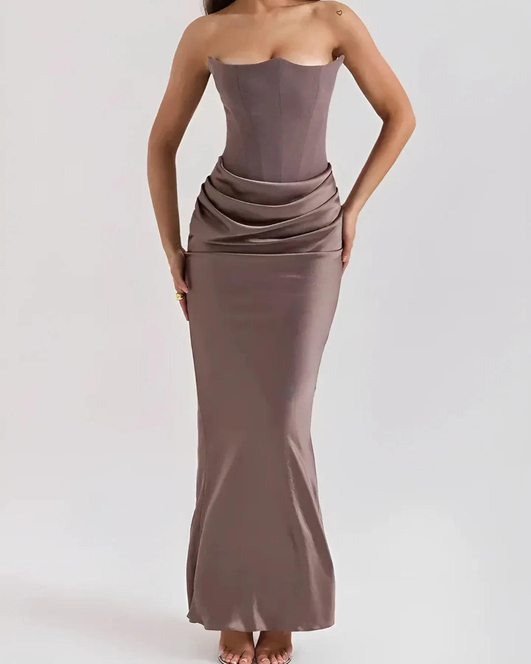 Elegancka Sukienka Maxi Bandeau z Marszczeniem – Wieczorowa i Weselna