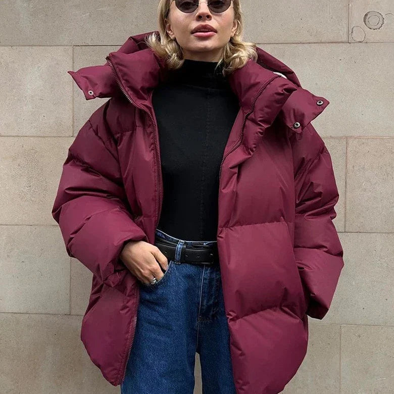 Damska kurtka puchowa oversize – ciepła kurtka zimowa z wysokim kołnierzem i kapturem