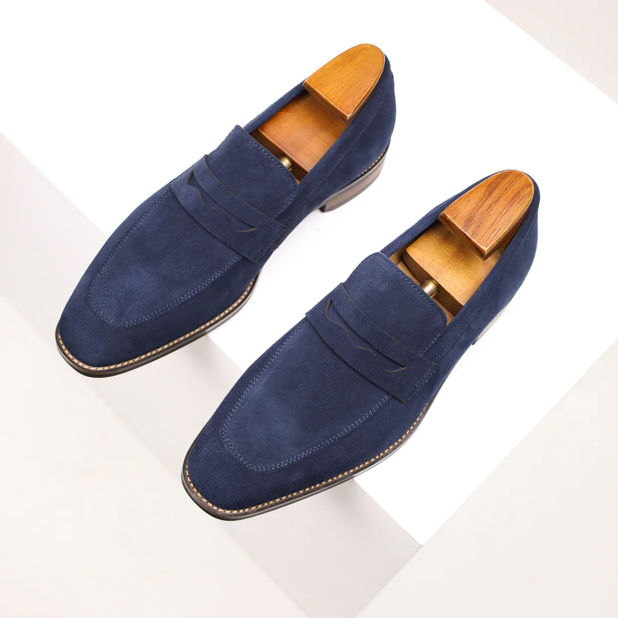 Męskie Mokasyny Zamszowe Penny Loafers – Eleganckie Buty Wsuwane Smart Casual