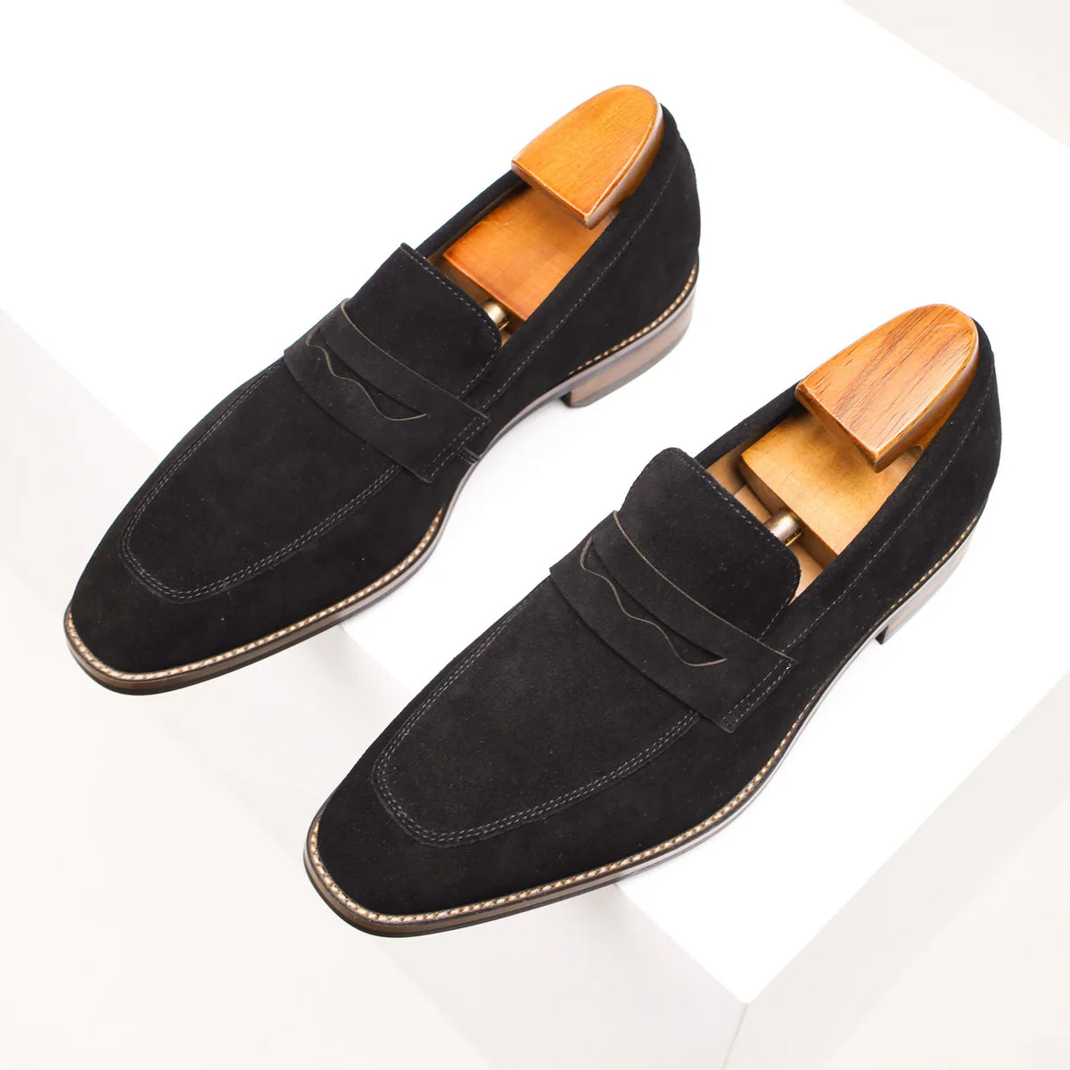 Męskie Mokasyny Zamszowe Penny Loafers – Eleganckie Buty Wsuwane Smart Casual