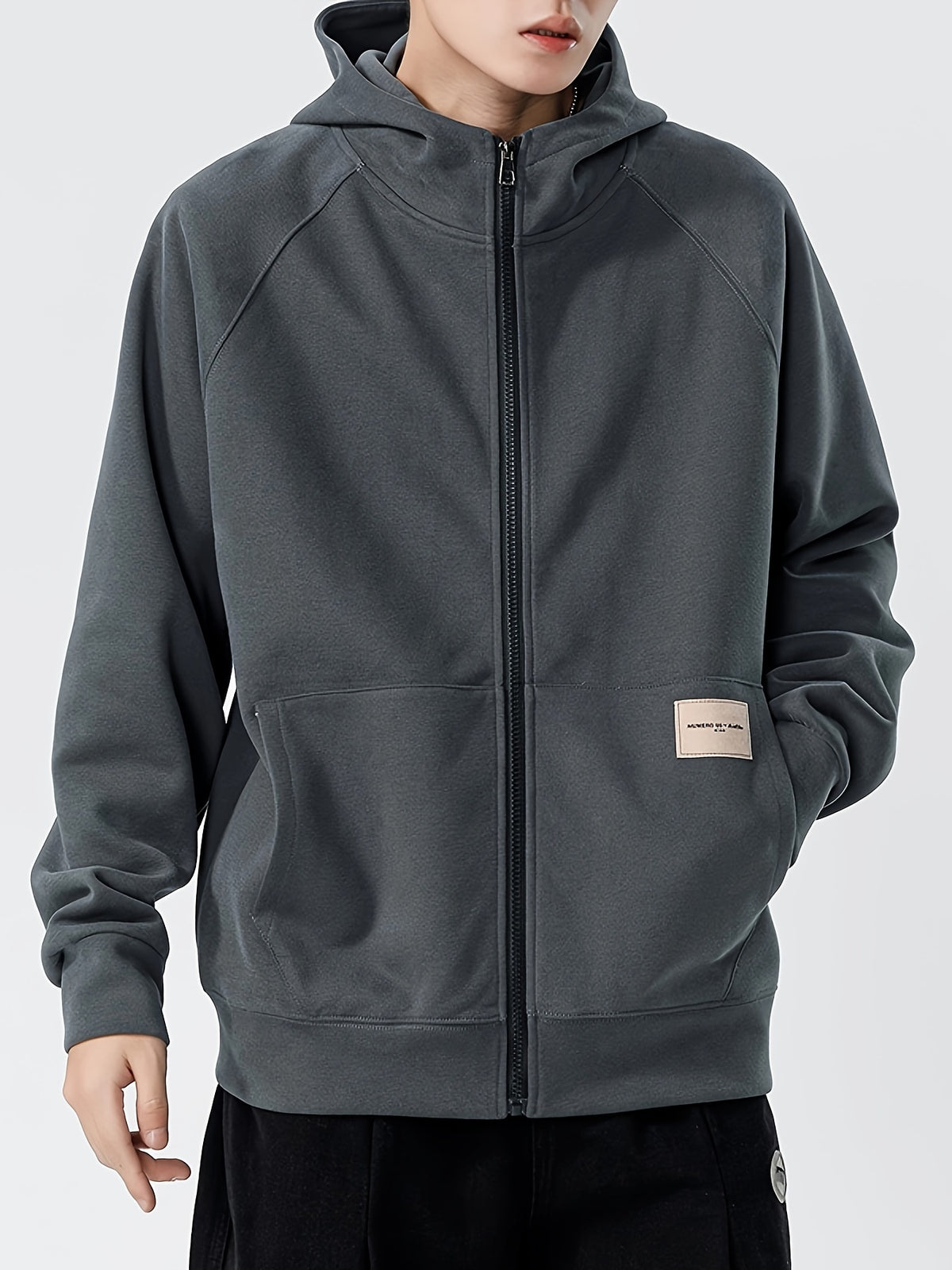 Męska bluza polarowa z kapturem na zamek z minimalistycznym designem