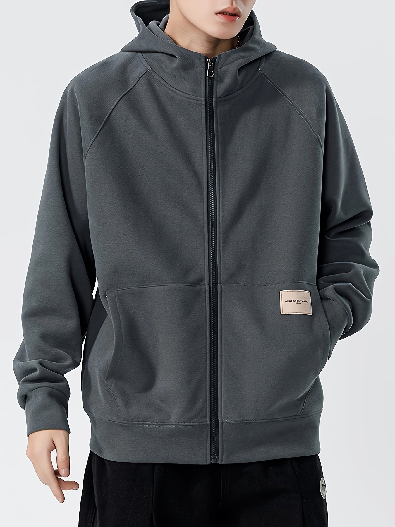 Męska bluza polarowa z kapturem na zamek z minimalistycznym designem