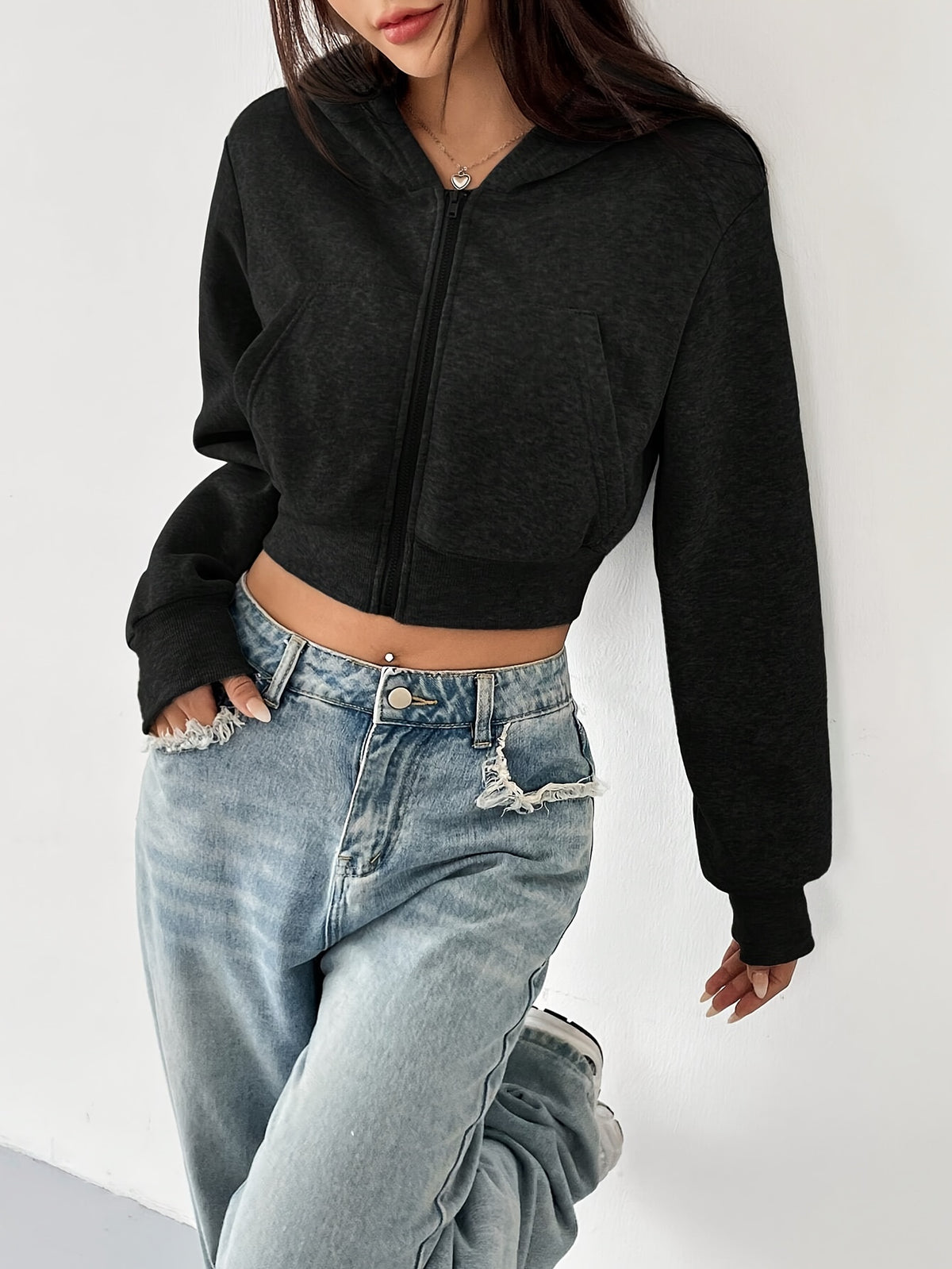 Damska Krótka Bluza z Kapturem na Zamek