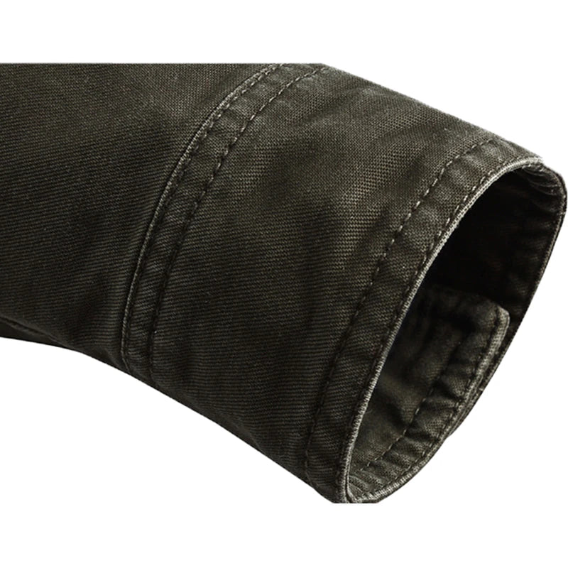 Męska kurtka wojskowa w stylu militarno-casual, z kieszeniami i stójką