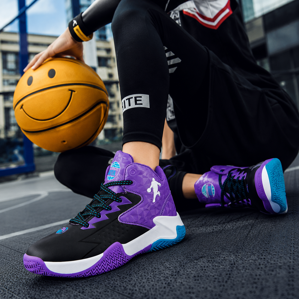 Wysokie buty sportowe do koszykówki Codox
