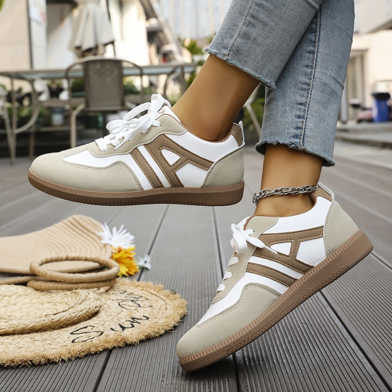 Crystal | Wspierające sneakersy z szerokim noskiem 3