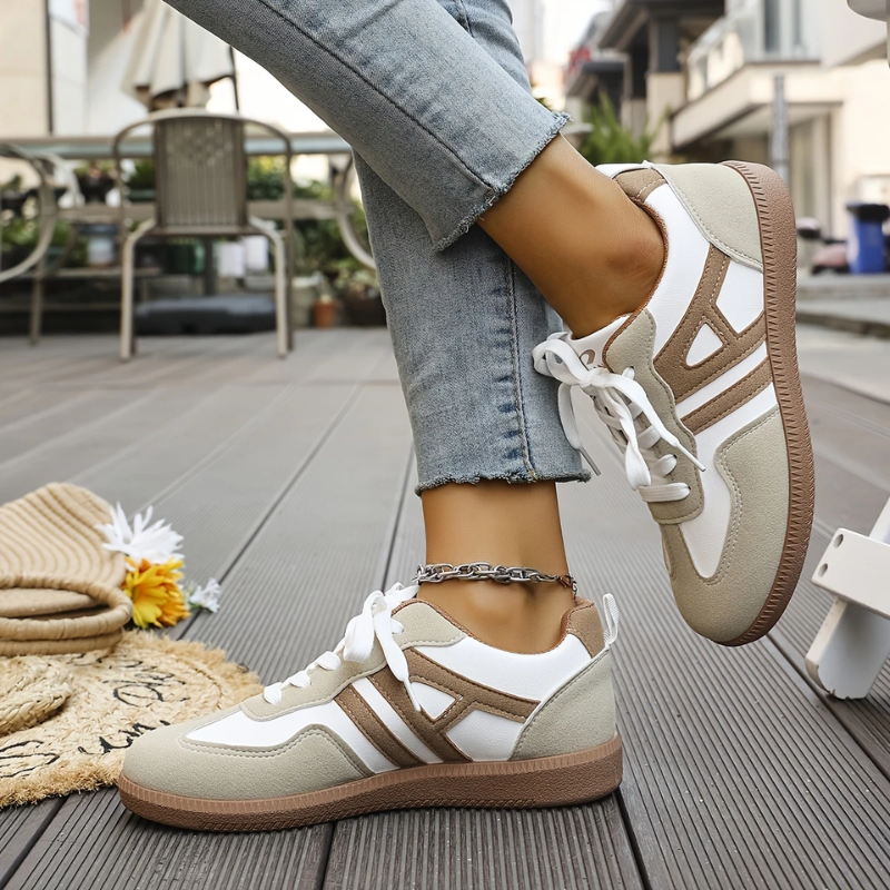 Crystal | Wspierające sneakersy z szerokim noskiem 4