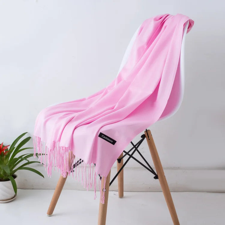 Kaszmirowy szal z frędzlami