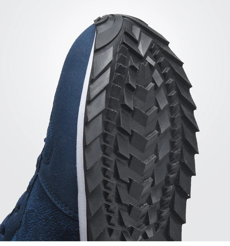 Zimowe buty sportowe ocieplane – wygodne i stylowe