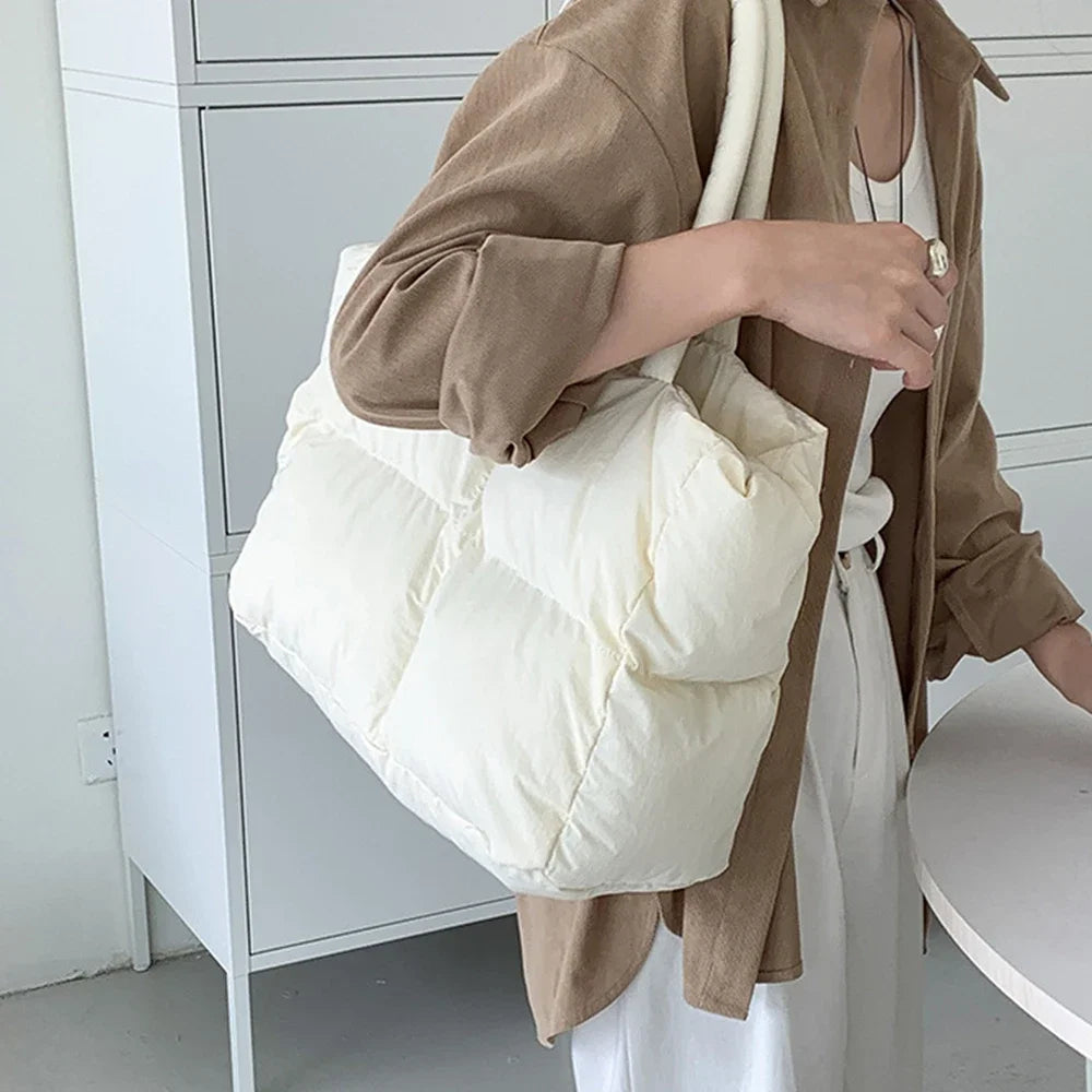 Pikowana torba shopperka damska – ultralekka i pojemna, idealna na co dzień