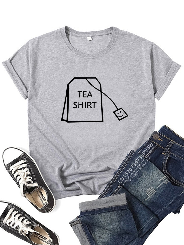 T-shirt "Tea Shirt" z graficznym żartem
