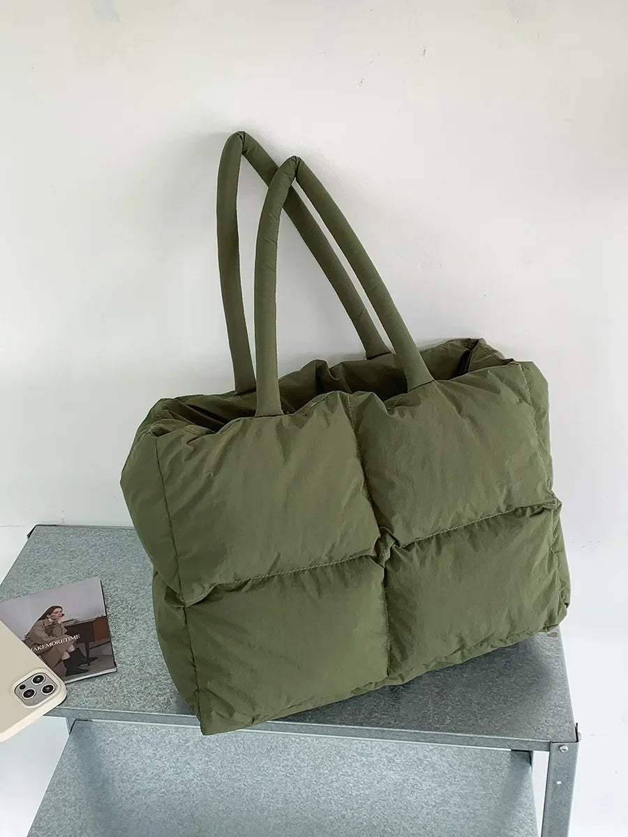 Pikowana torba shopperka damska – ultralekka i pojemna, idealna na co dzień