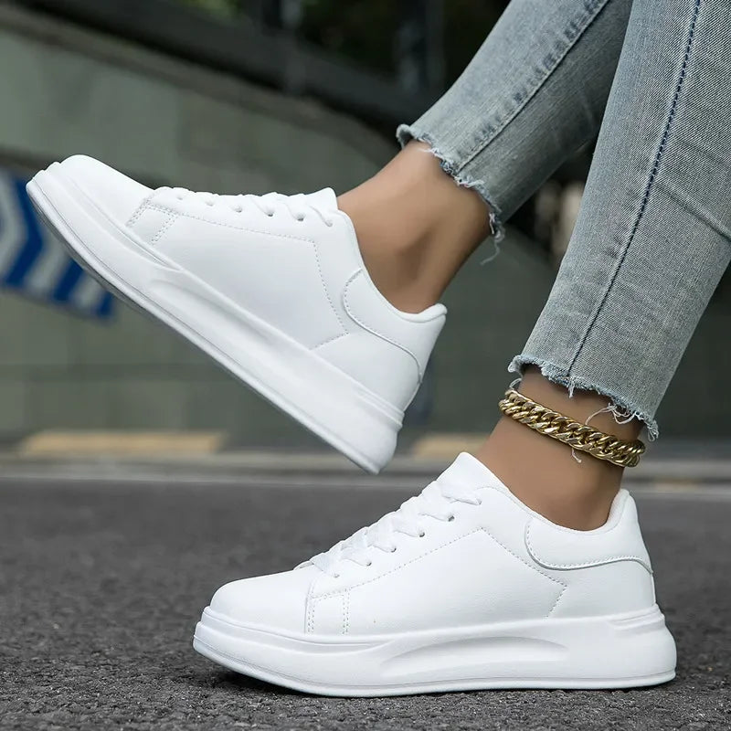 Damskie klasyczne sneakersy z grubszą podeszwą