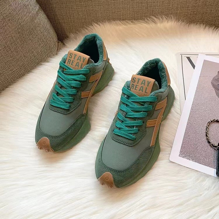 Damskie Sneakersy Retro z Zamszowymi Wstawkami