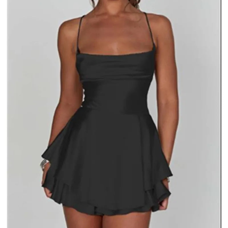 Satynowy kombinezon sukienka damska z falbaną i wiązanym tyłem