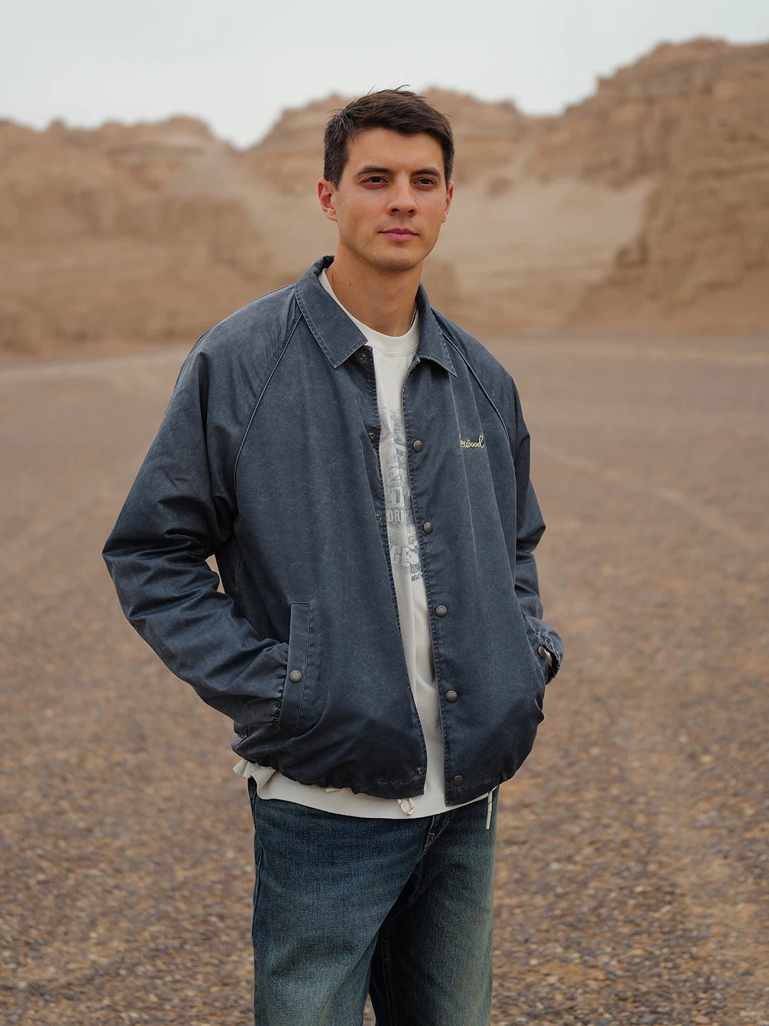 Męska kurtka casual na zatrzaski – lekka i stylowa