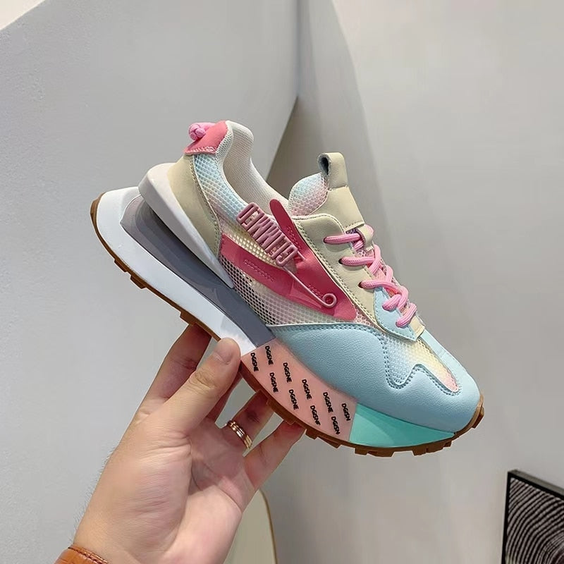 Damskie buty sportowe z kolorowym designem
