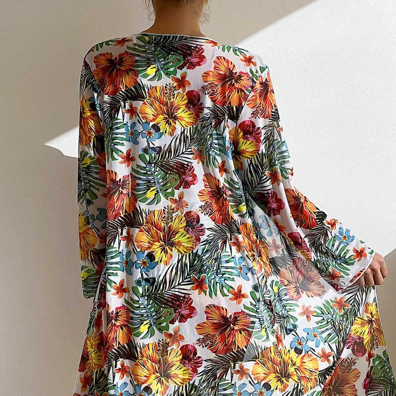 Tropikalny komplet 3-częściowy – bikini z wysokim stanem + narzutka