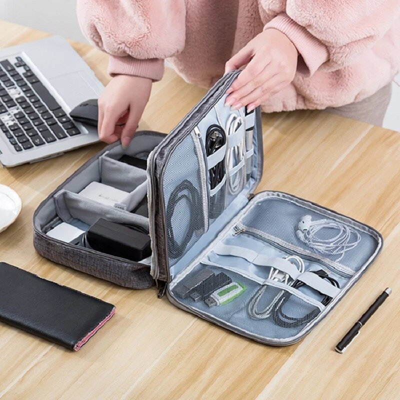 Podróżny organizer na kable i elektronikę TravelPro