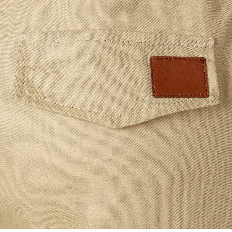 Męskie szorty cargo z kieszeniami – krótkie spodenki z troczkiem w pasie