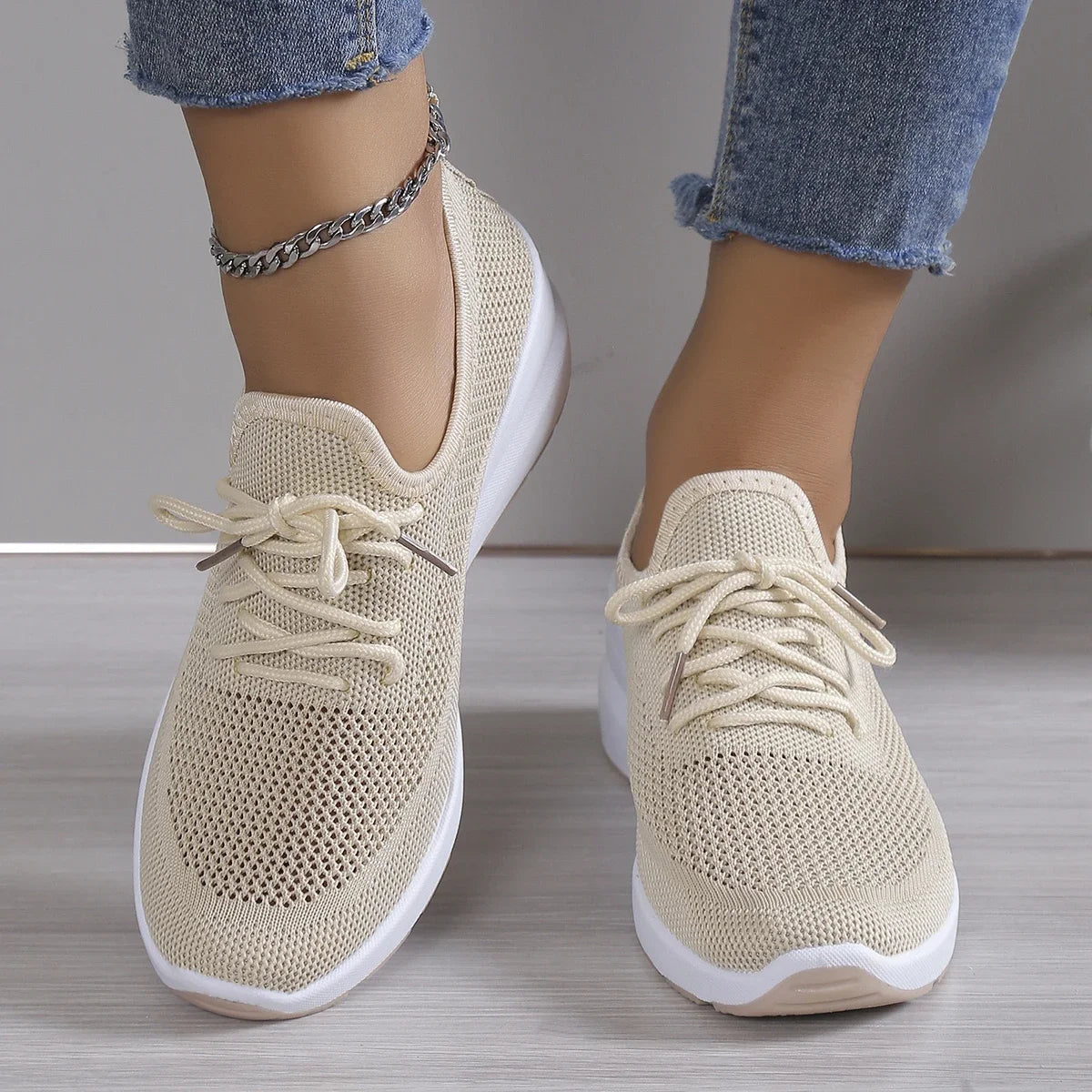 Ortopedyczne damskie buty sportowe na platformie – lekkie sneakersy z siateczką i amortyzującą podeszwą