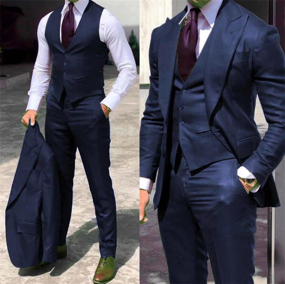 Męski garnitur trzyczęściowy slim fit – elegancki komplet z marynarką, kamizelką i spodniami