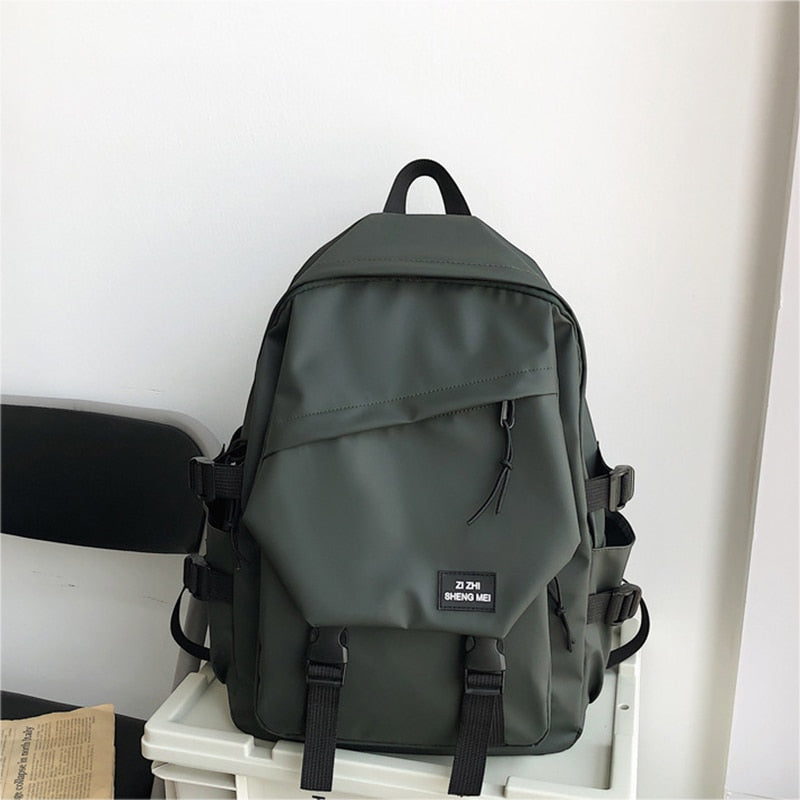 Pojemny plecak miejski wodoodporny z kieszenią na laptopa