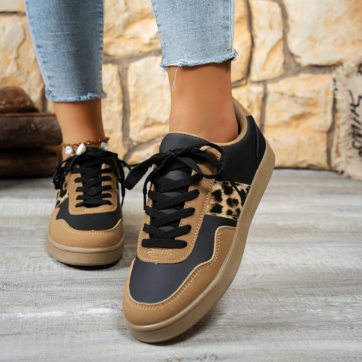 Damskie sneakersy z motywem panterki – styl i wygoda na co dzień