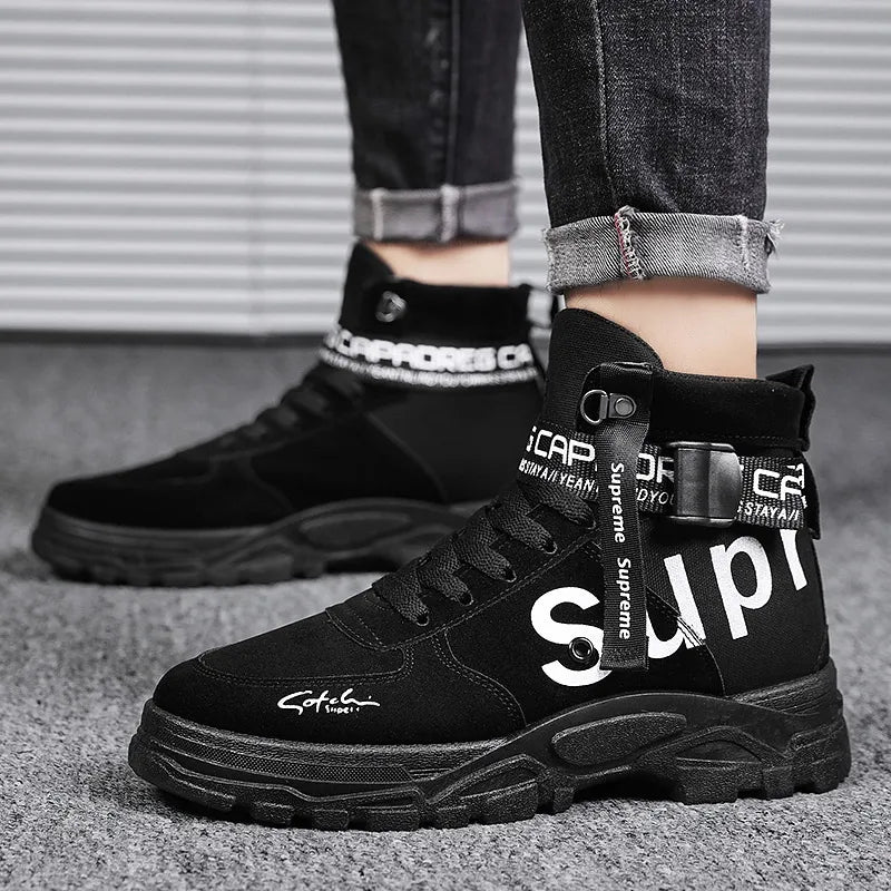 Męskie buty miejskie z wysoką cholewką i paskiem