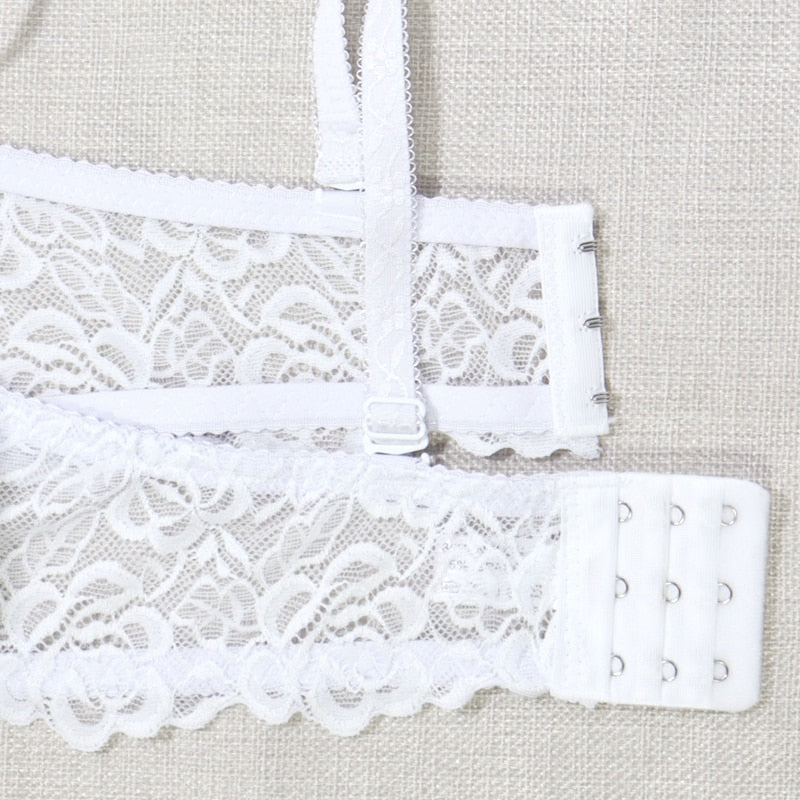 Koronkowy biustonosz PushUp z ozdobnymi paskami