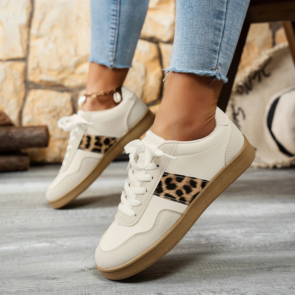 Damskie sneakersy z motywem panterki – styl i wygoda na co dzień