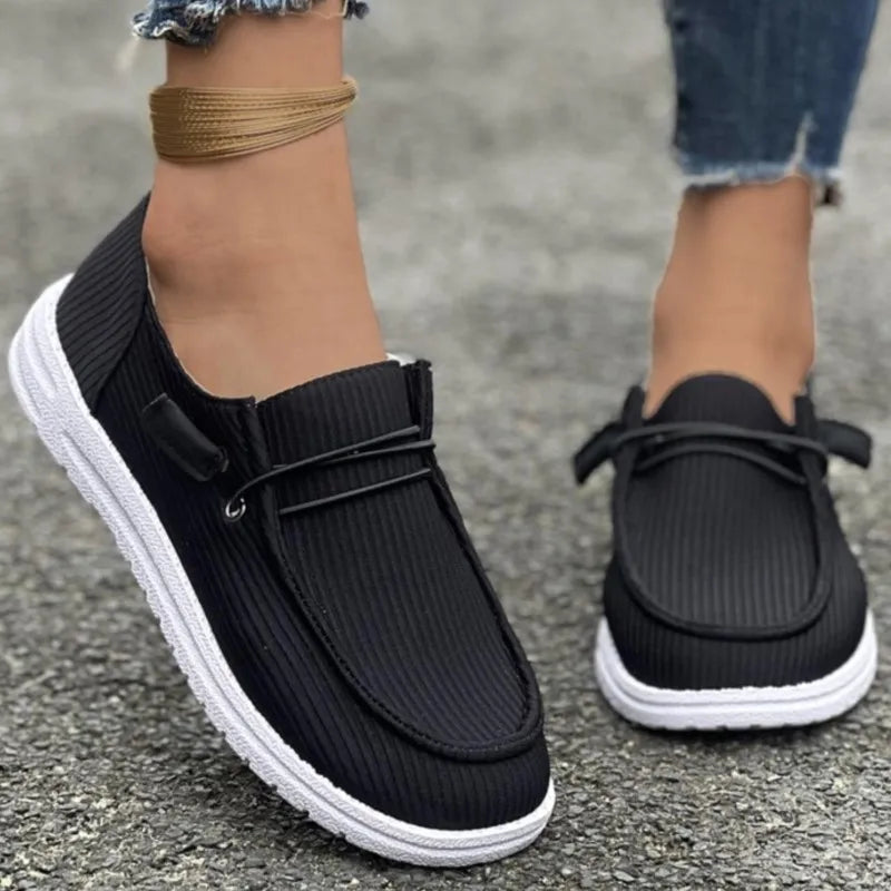 Damskie buty wsuwane z tkaniny – lekkie i wygodne mokasyny na lato