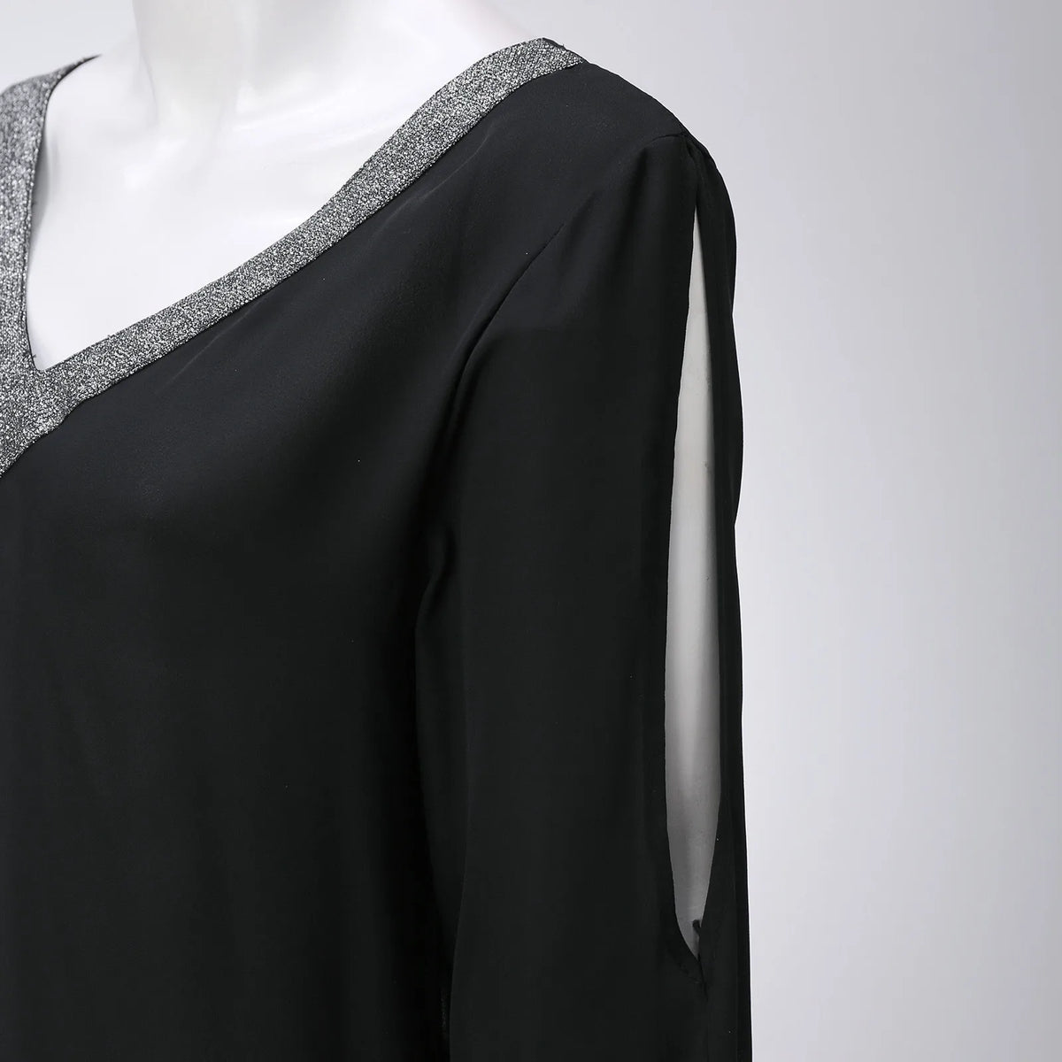 Elegancka Sukienka z Błyszczącymi Akcentami