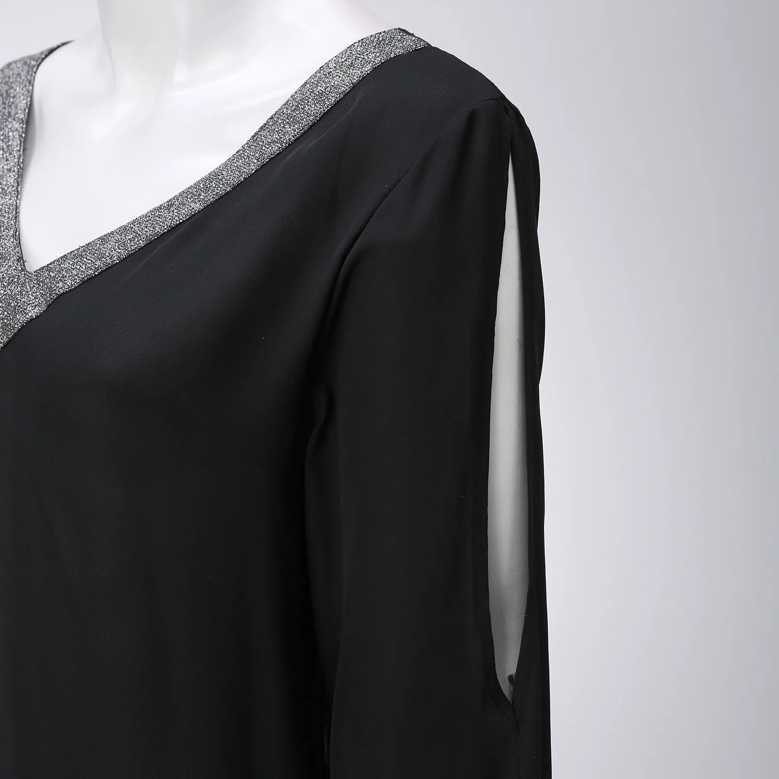 Elegancka Sukienka z Błyszczącymi Akcentami