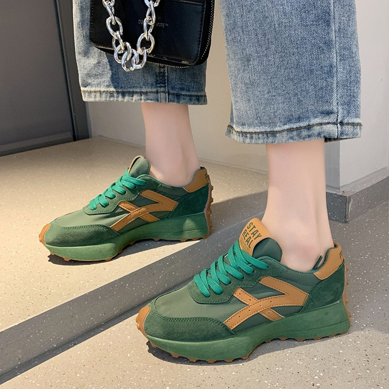 Damskie Sneakersy Retro z Zamszowymi Wstawkami