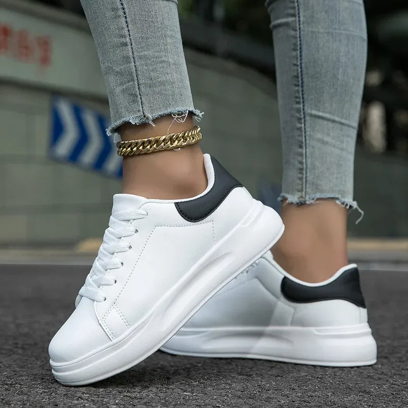 Damskie klasyczne sneakersy z grubszą podeszwą