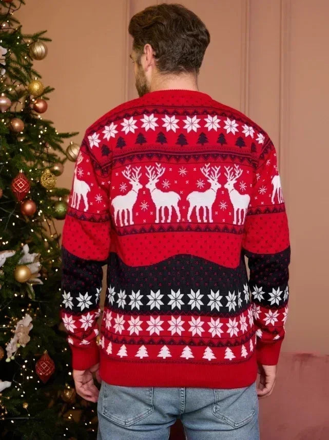 Zimowy sweter z motywem reniferów